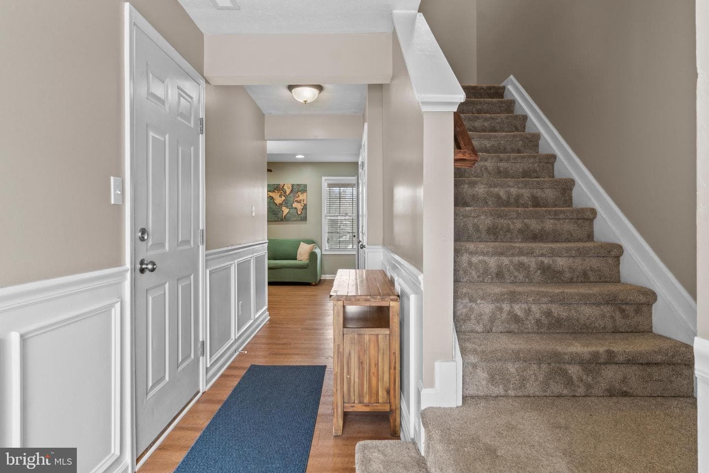 305 Esther Drive photo 2