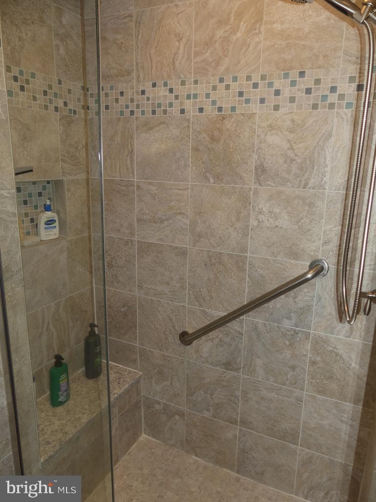 207 Kings Crossing Cir # 81 photo 15