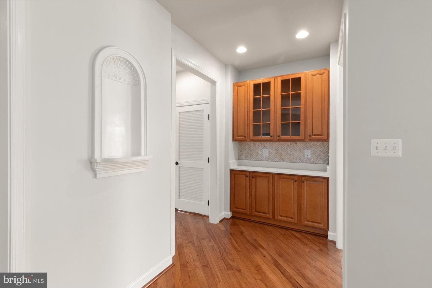 702 Monarchos Drive photo 11