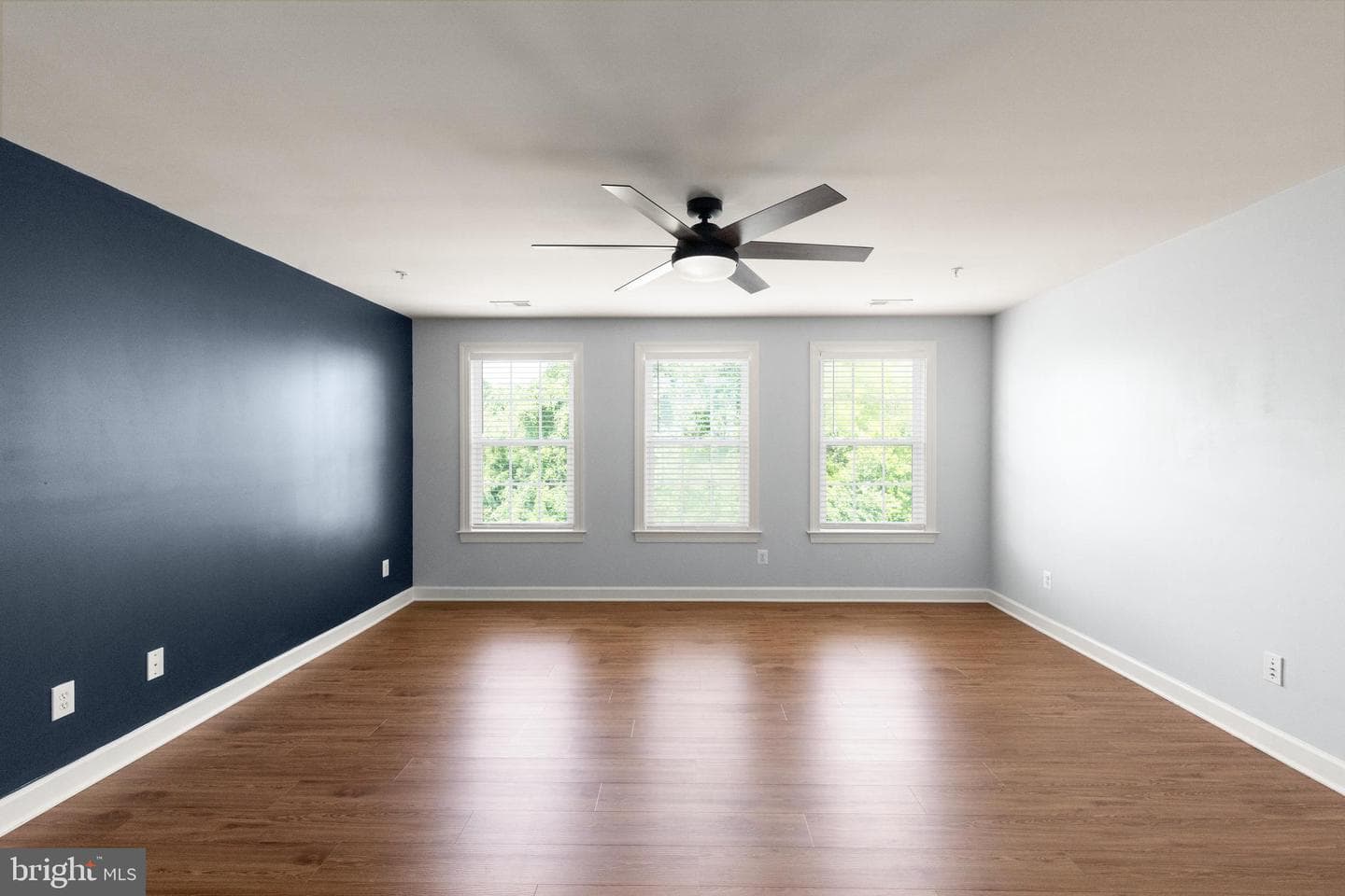 702 Monarchos Drive photo 27