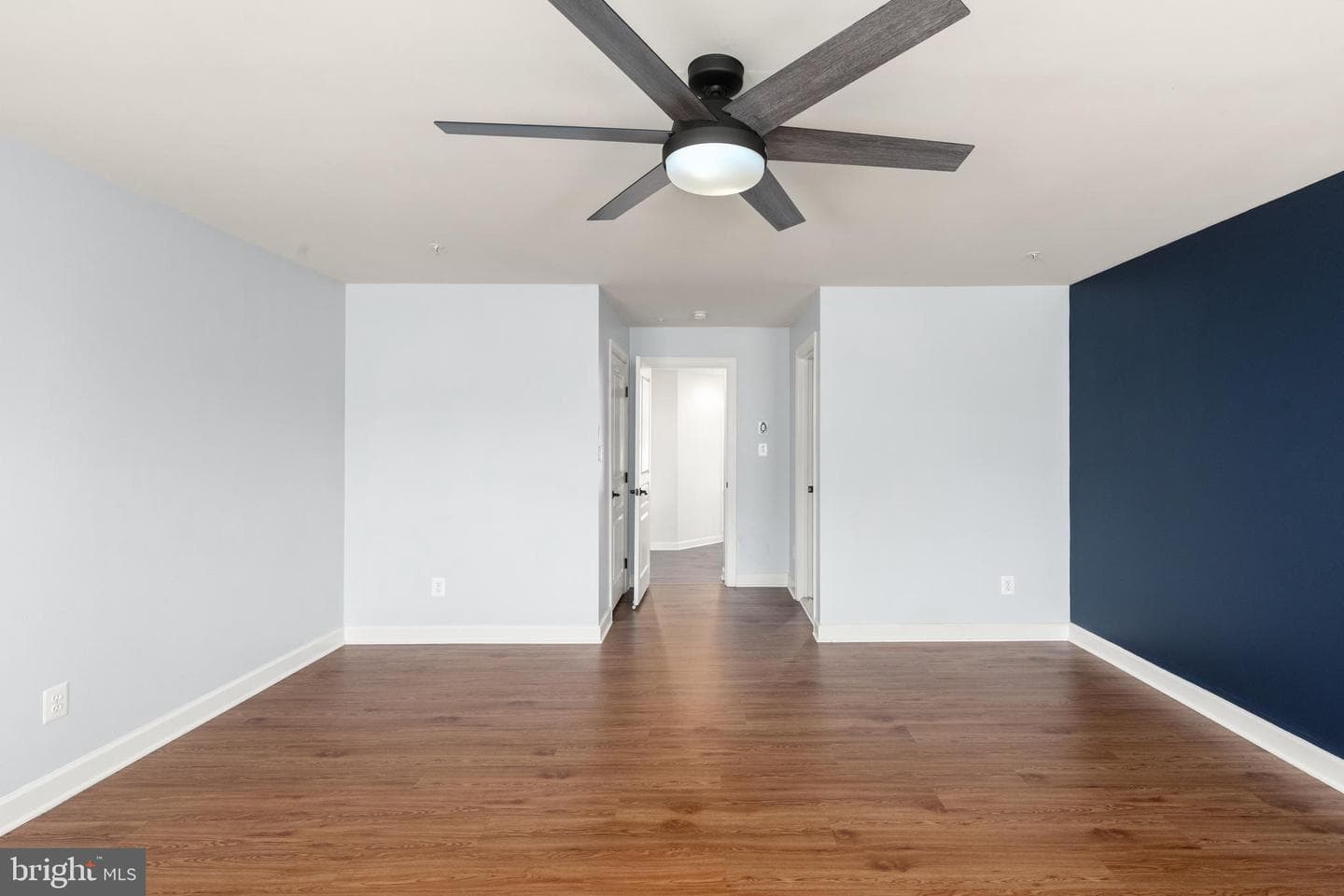 702 Monarchos Drive photo 28