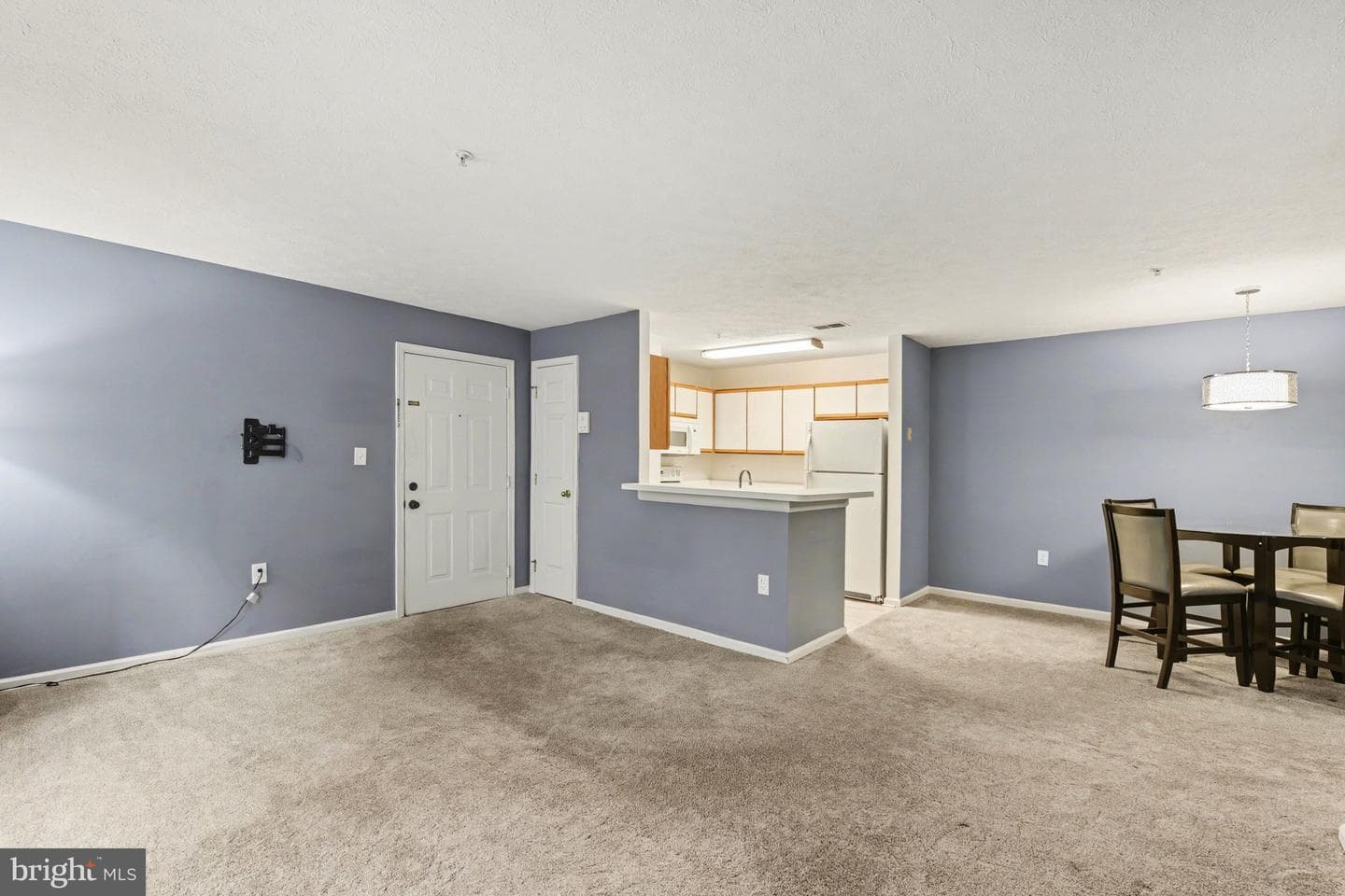 1201 Friars Wood Ct # 202 photo 3