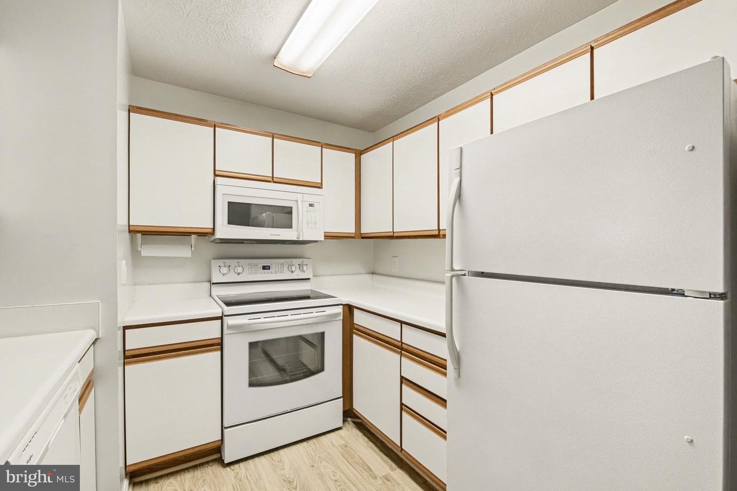 1201 Friars Wood Ct # 202 photo 7