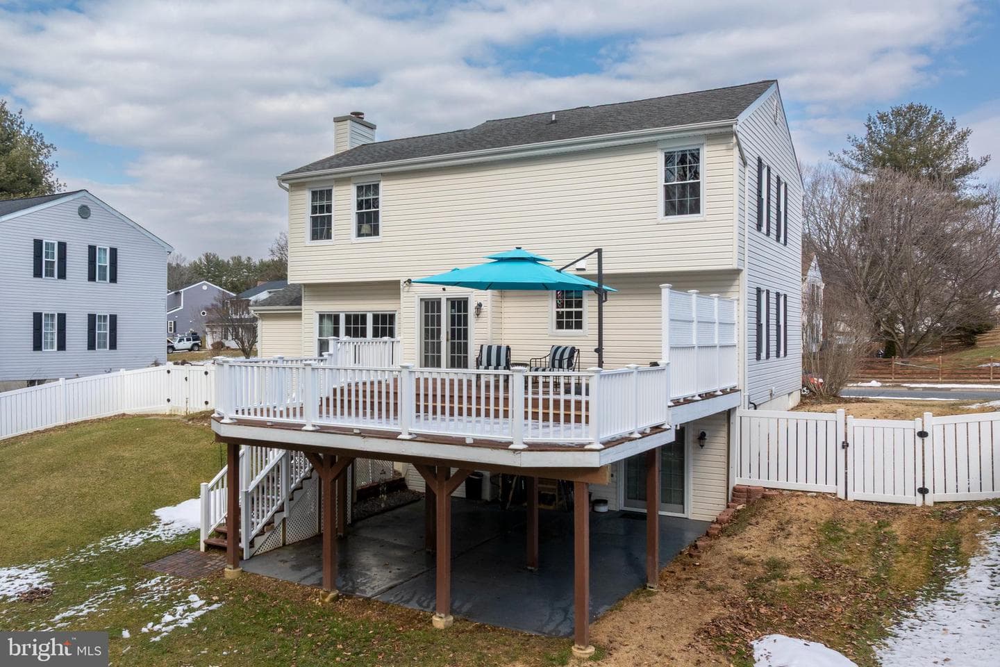 463 Crisfield Drive photo 18