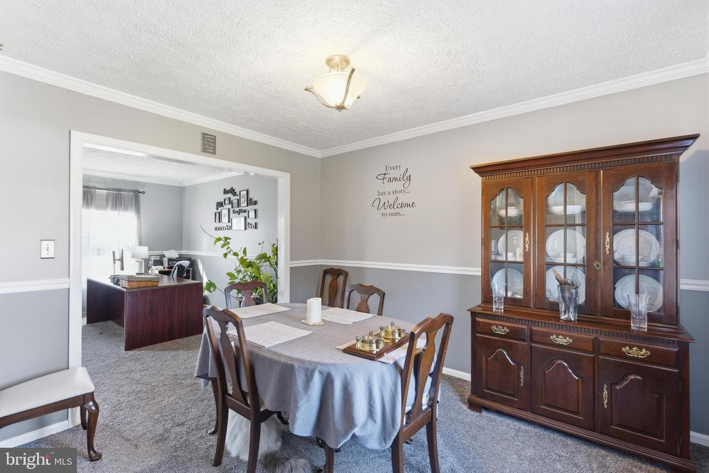 3820 Federal Lane photo 4