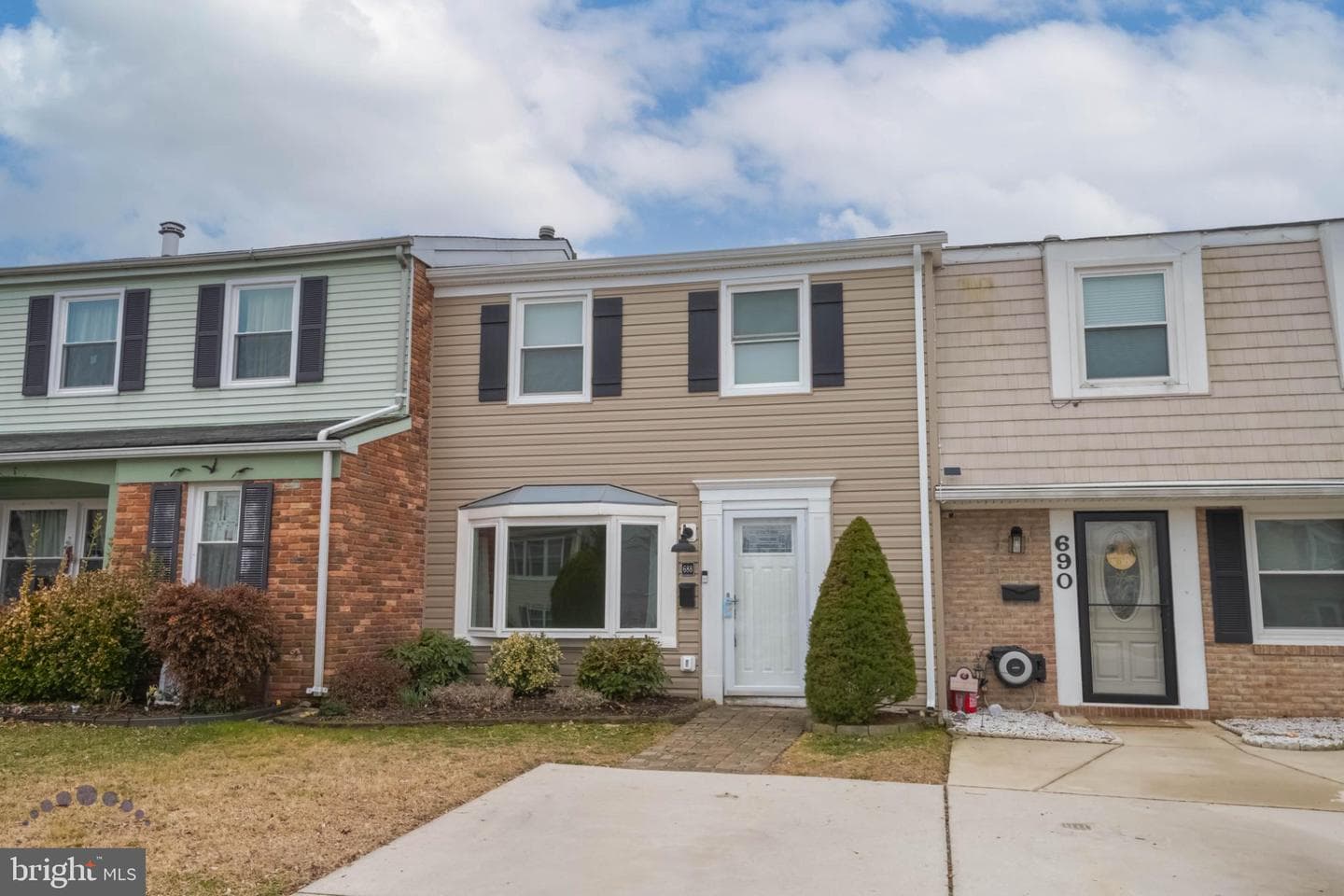 688 Shore photo 4