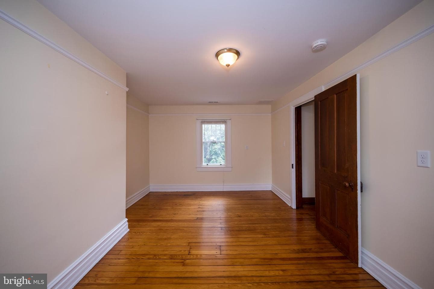123 S Union Avenue photo 54