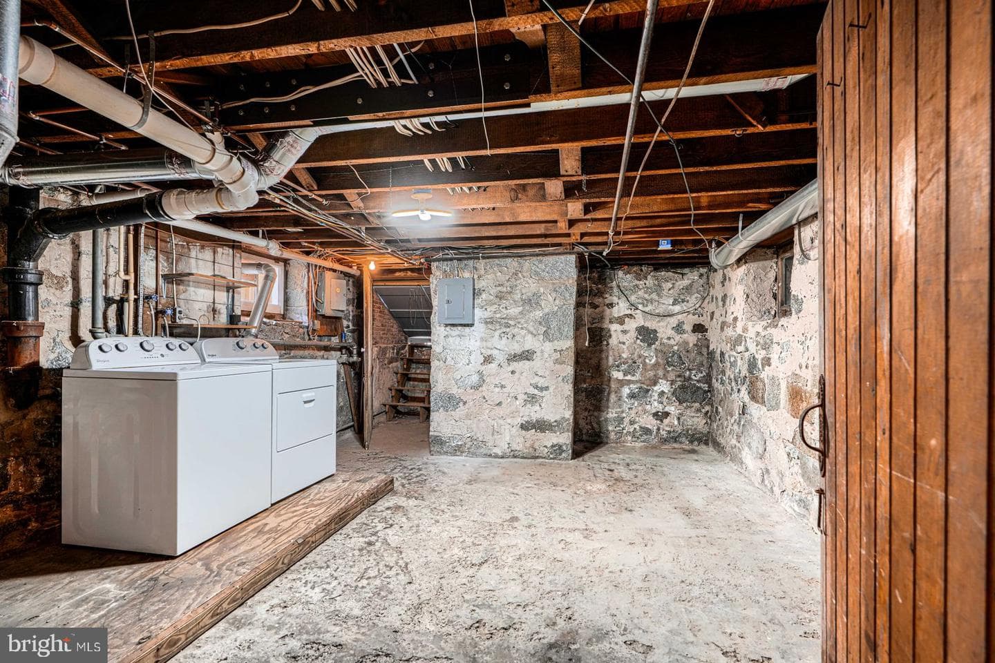 123 S Union Avenue photo 60