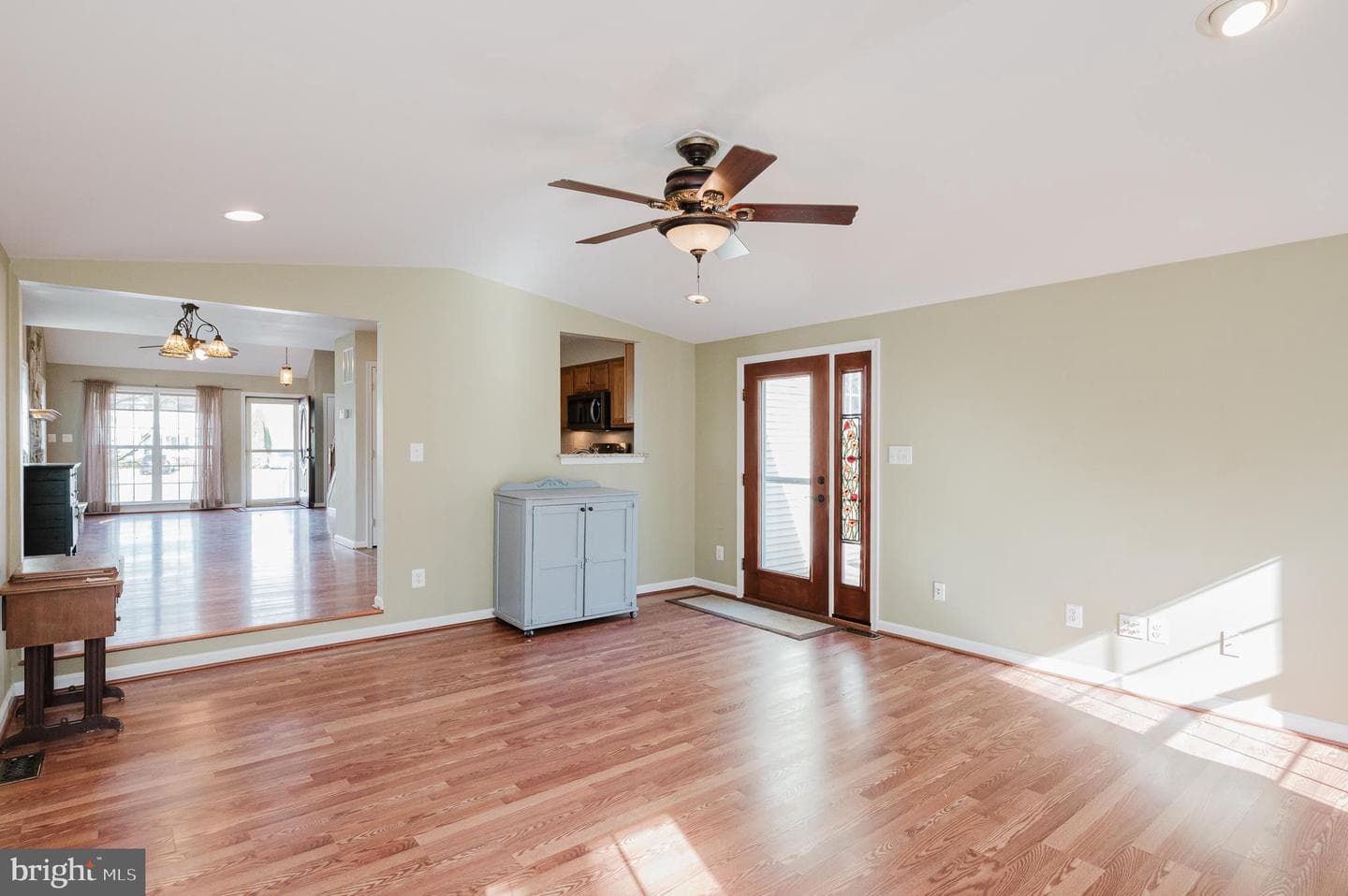 1114 E Viking Court photo 19