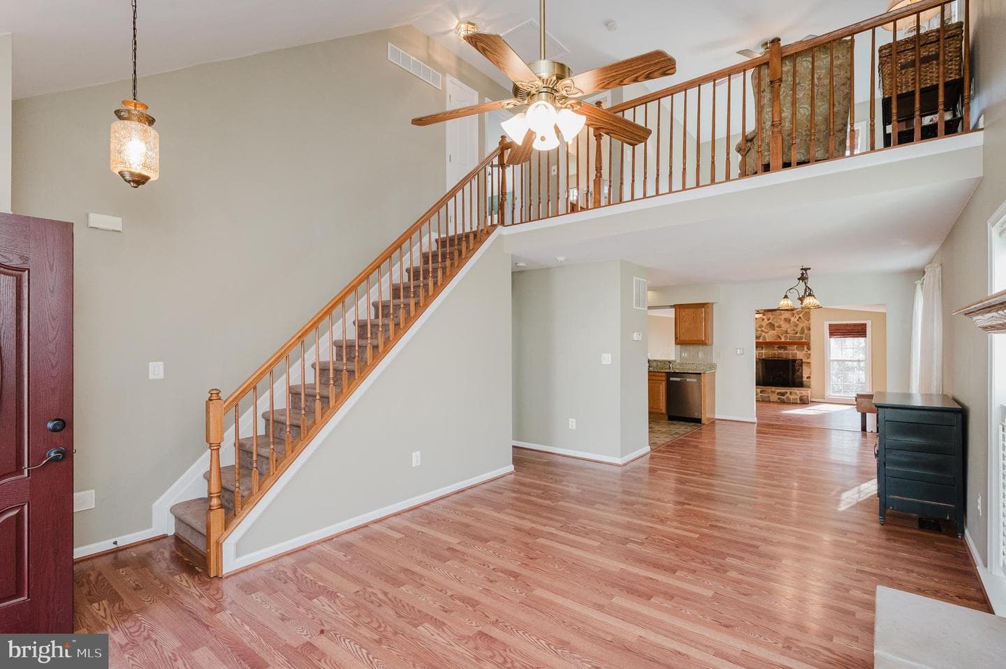 1114 E Viking Court photo 5