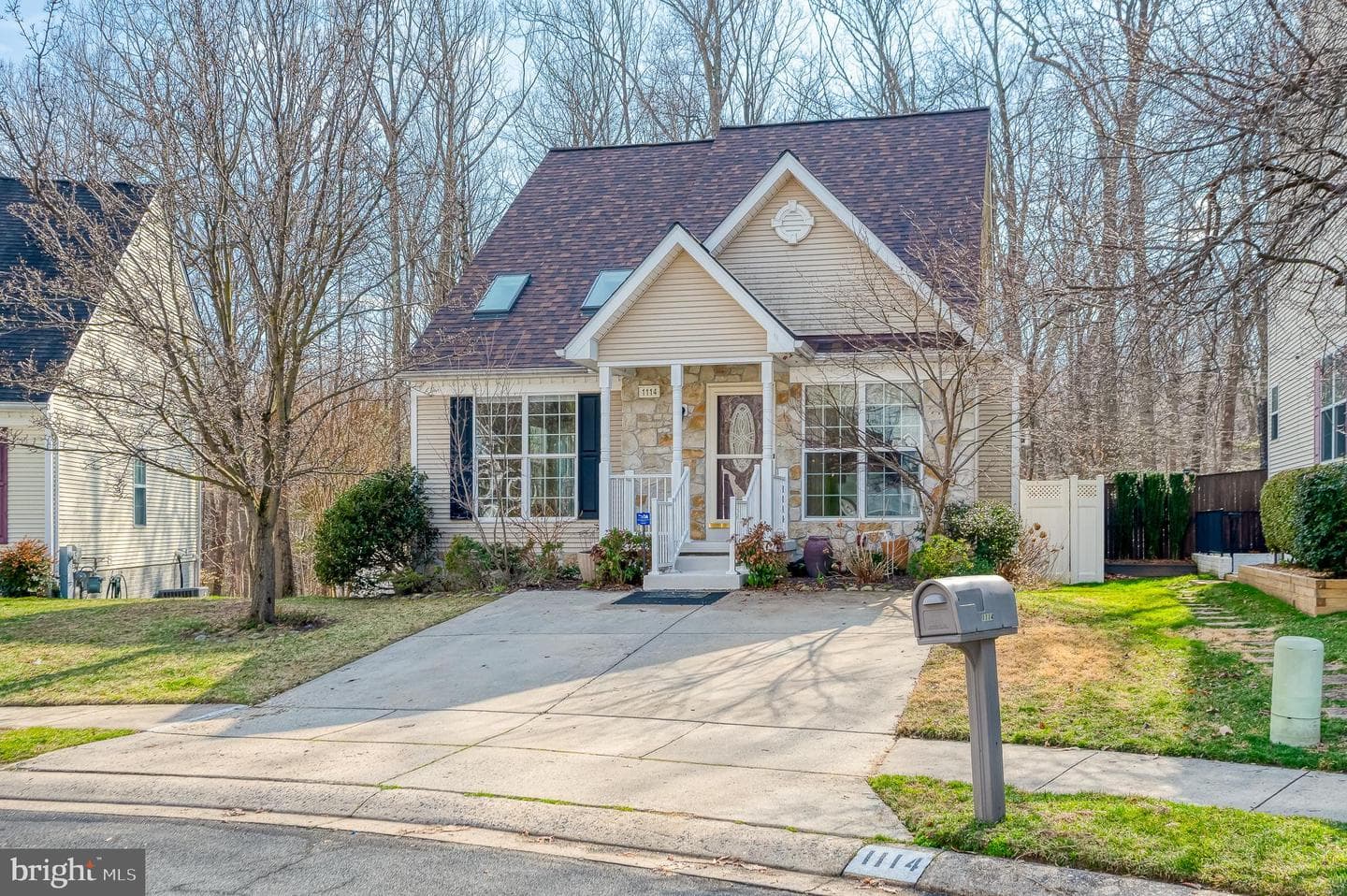 1114 E Viking Court photo 55