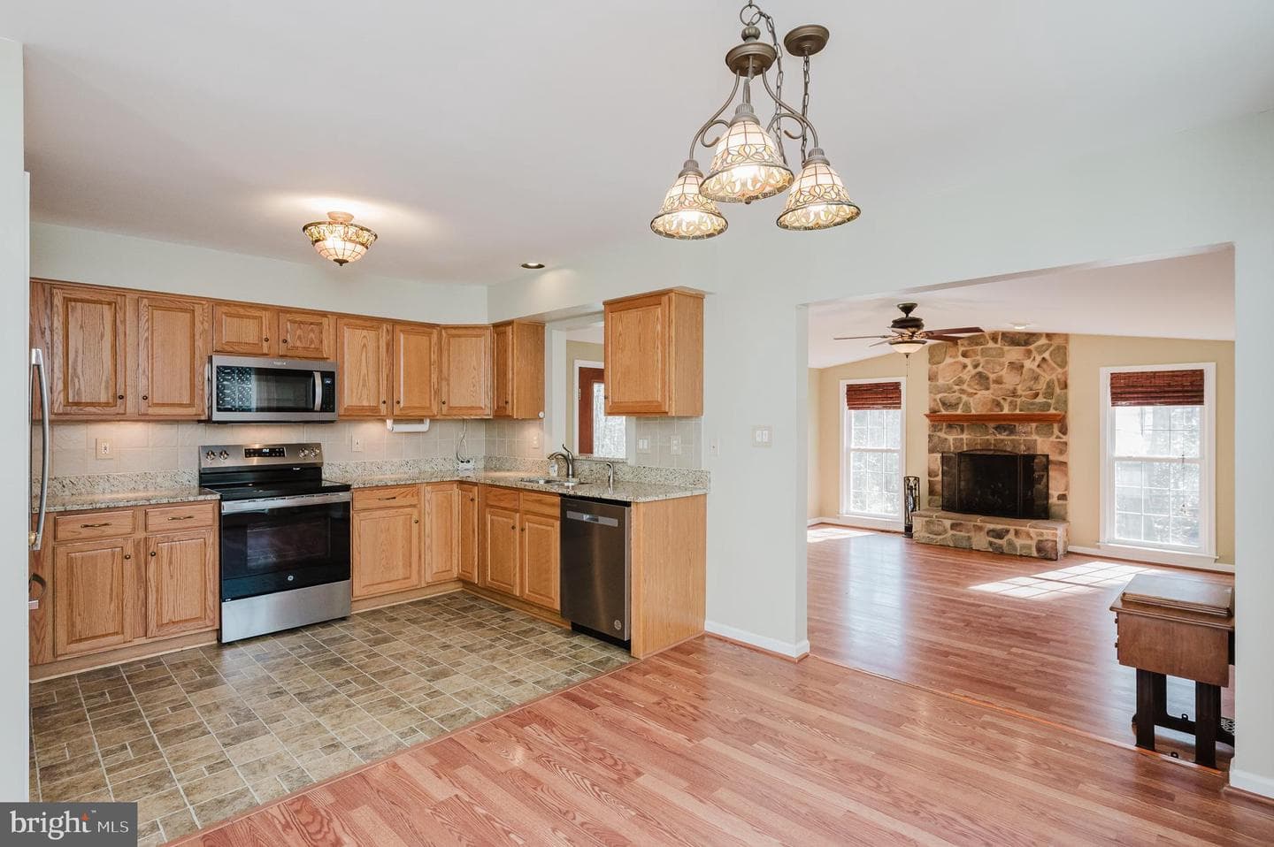1114 E Viking Court photo 9