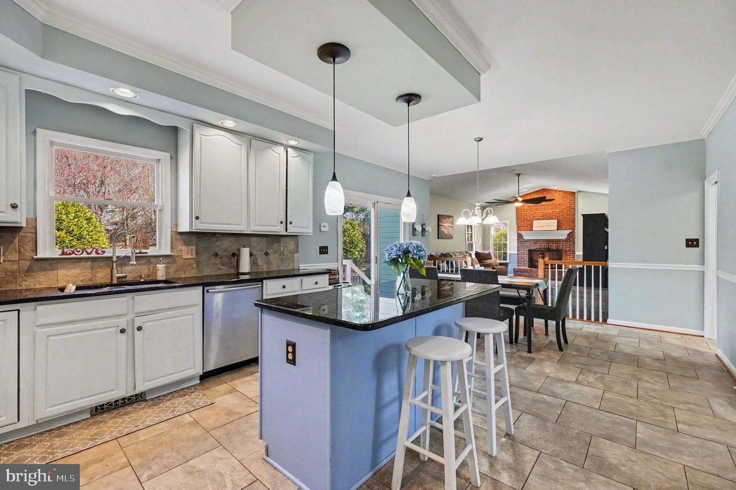2401 Cabernet Court photo 4
