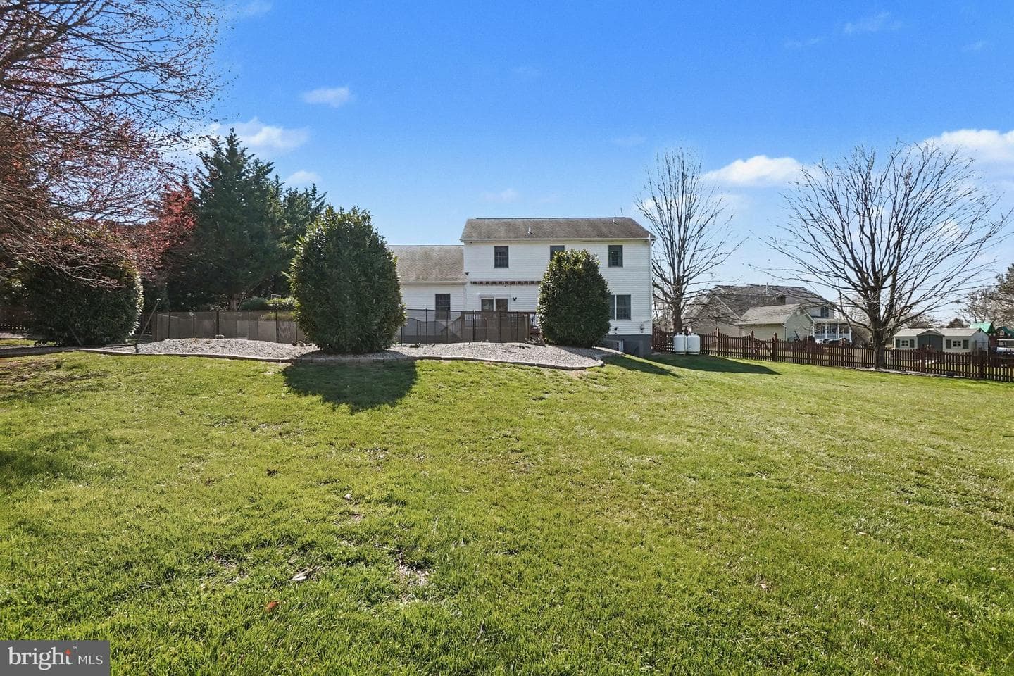 2401 Cabernet Court photo 46