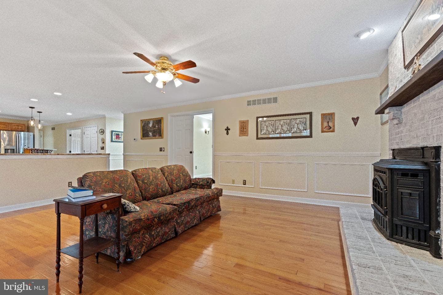 2301 Cool Woods Court photo 7
