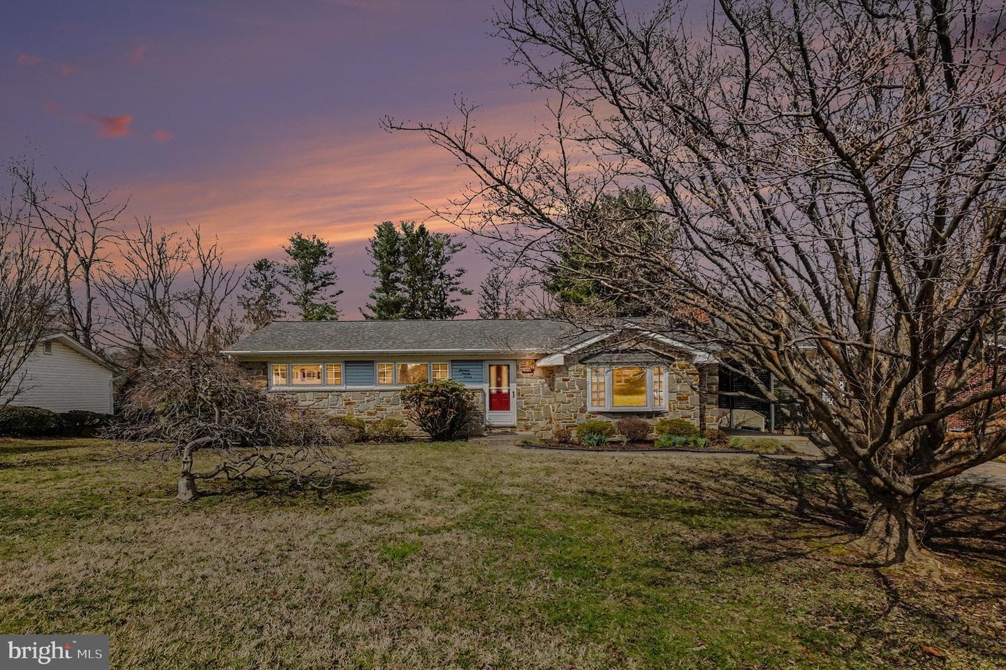 1327 Saratoga Drive