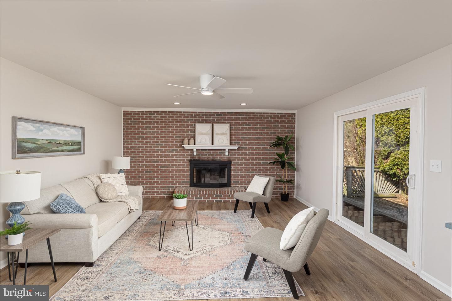 403 Woodridge Court photo 10