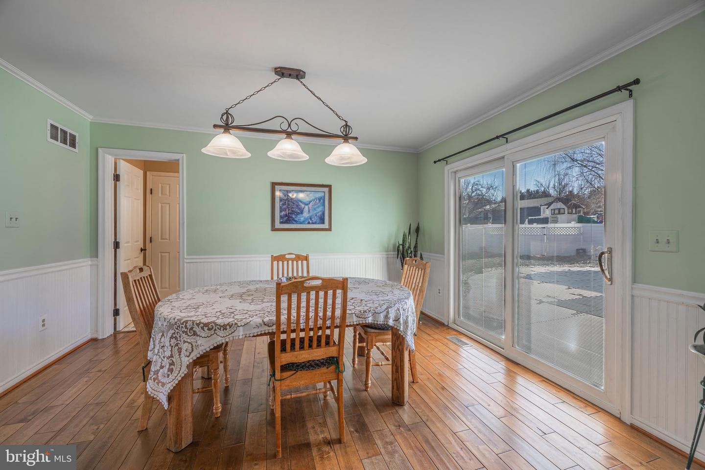 716 Paradise Road photo 39