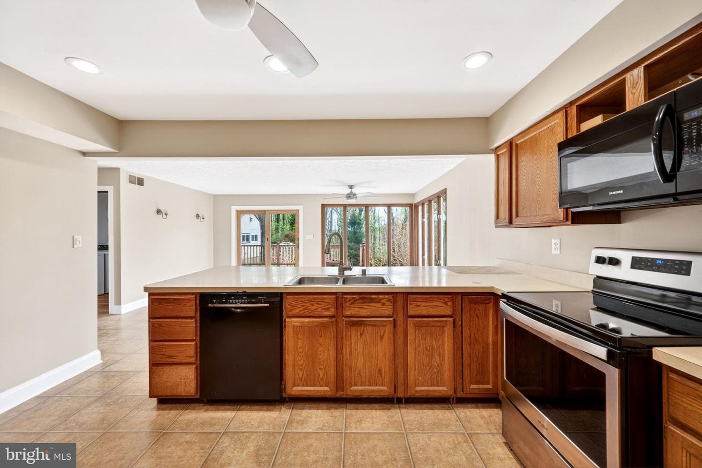 2130 Bellvale Road photo 14