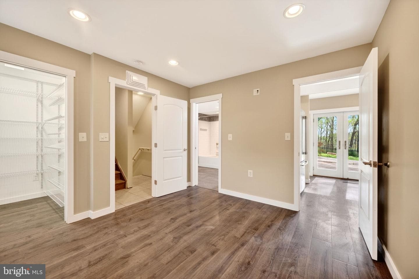 2130 Bellvale Road photo 30