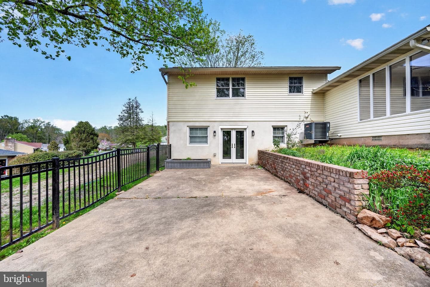 2130 Bellvale Road photo 38