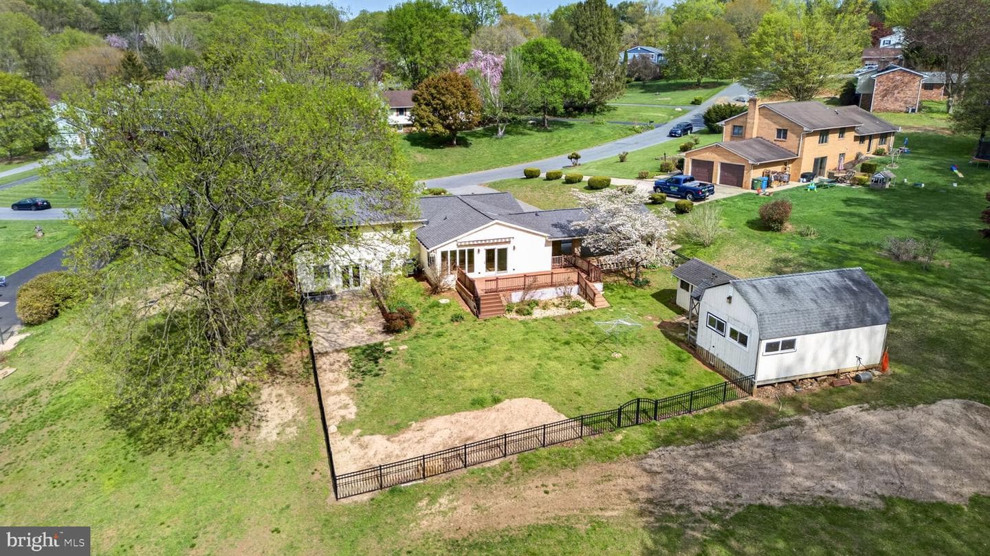 2130 Bellvale Road photo 43