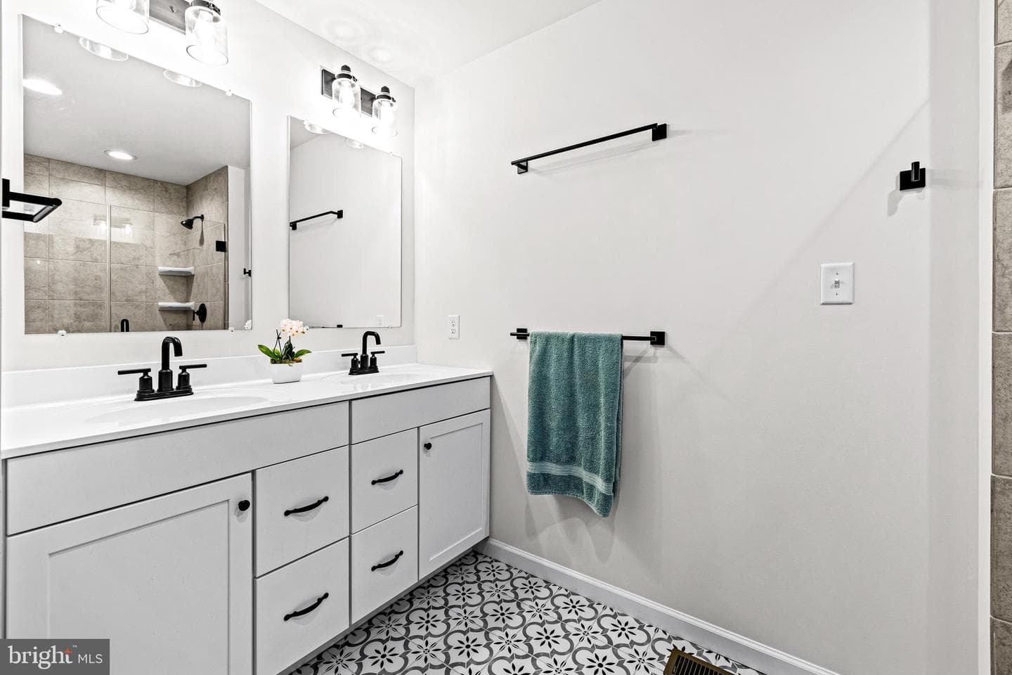 1803 Braavos Court photo 25