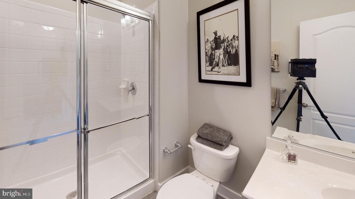 2306 Bell'S Tower Court photo 40
