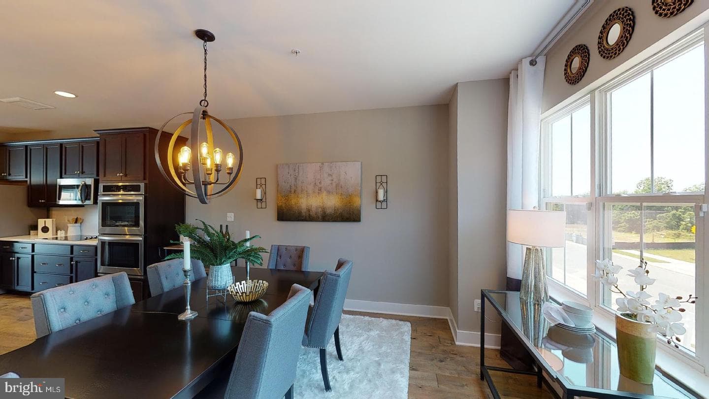 2306 Bell'S Tower Court photo 9