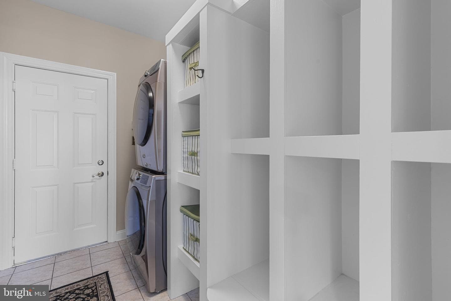 1406 Tayside Way photo 29