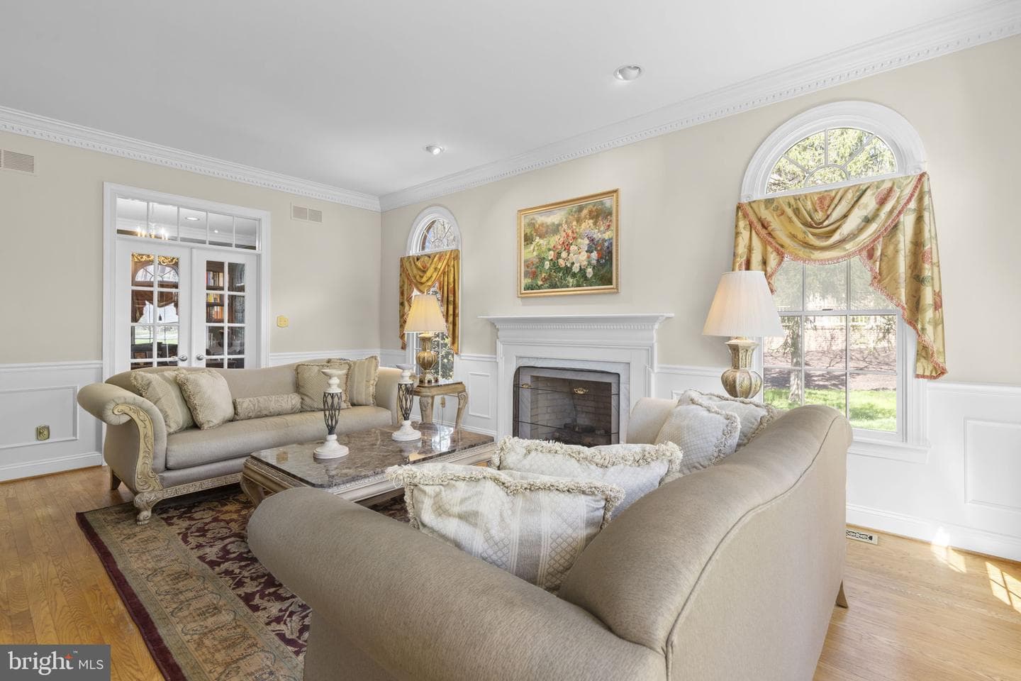 1406 Tayside Way photo 4