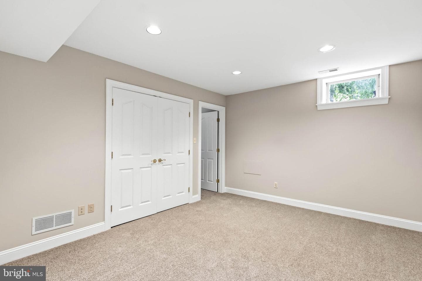 1406 Tayside Way photo 70
