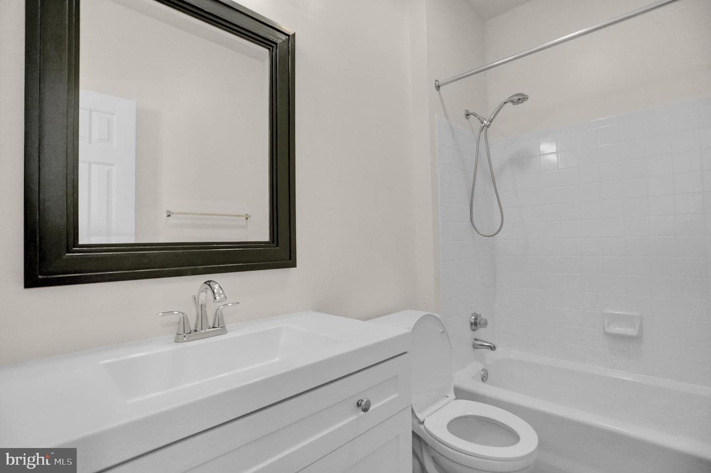 601 Thames Way #601-E photo 18