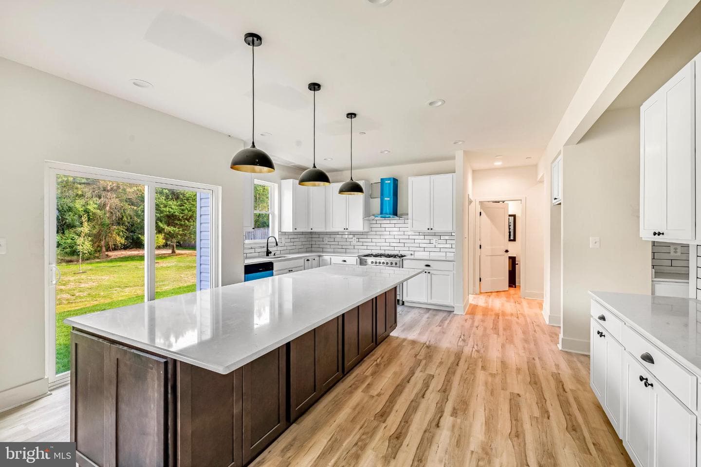 1909 Mitchell Drive photo 24