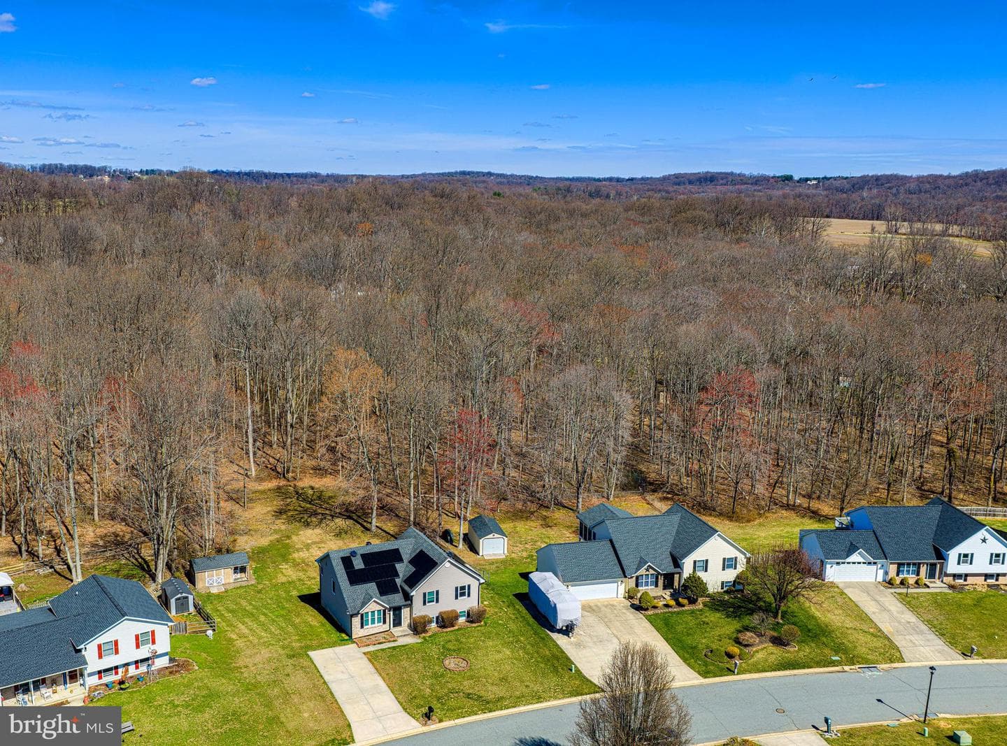 756 Everist Drive photo 5