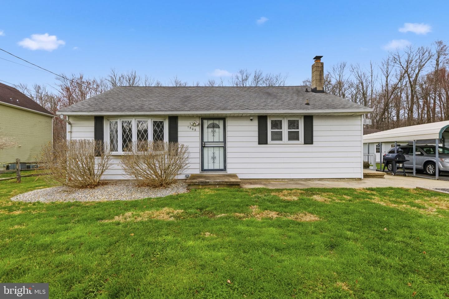 1503 Green Road photo 4