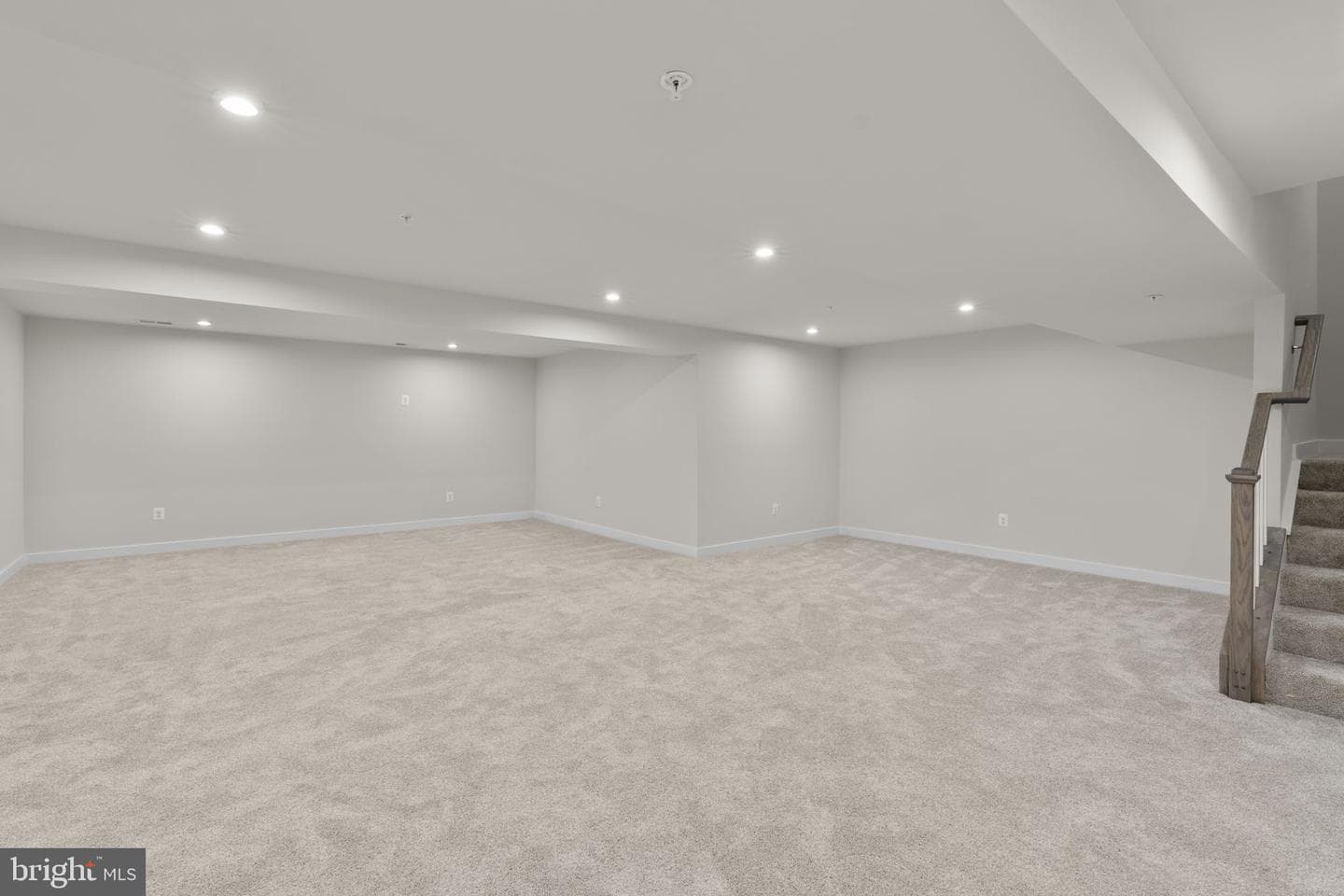 747 Sagebrush Loop photo 32