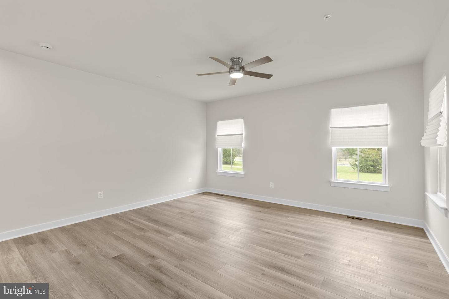 747 Sagebrush Loop photo 4