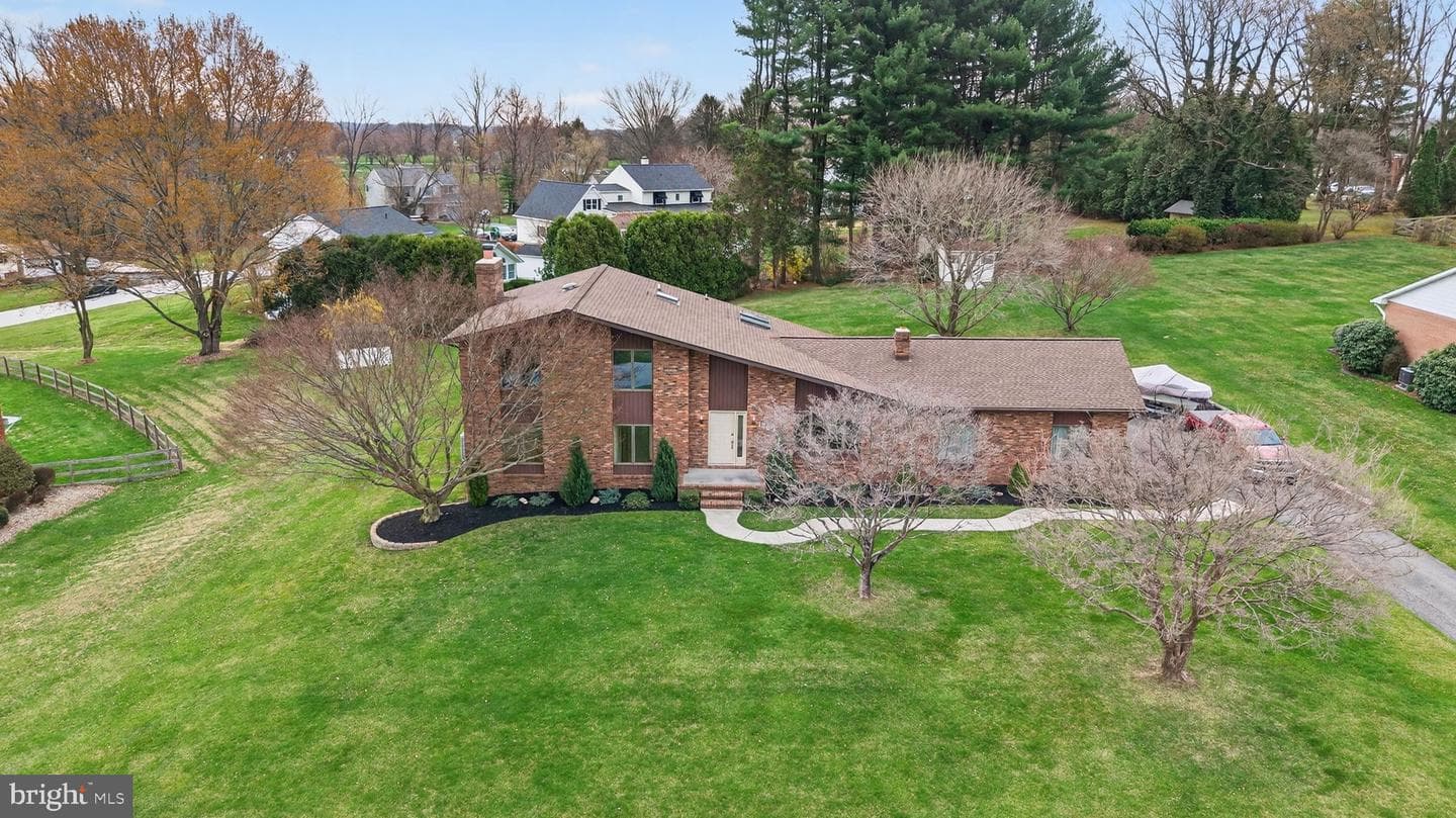 1703 Brickhouse Ln photo 39
