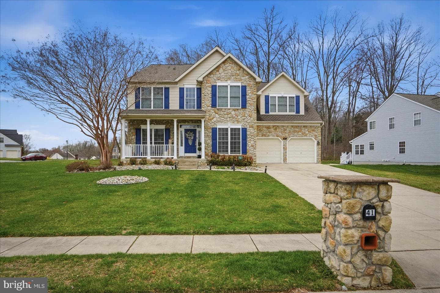 41 Saturn Drive photo 47