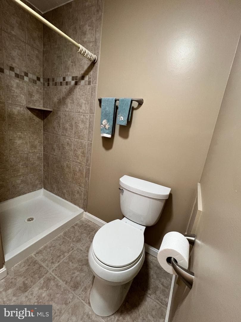400 Chadford Court photo 20