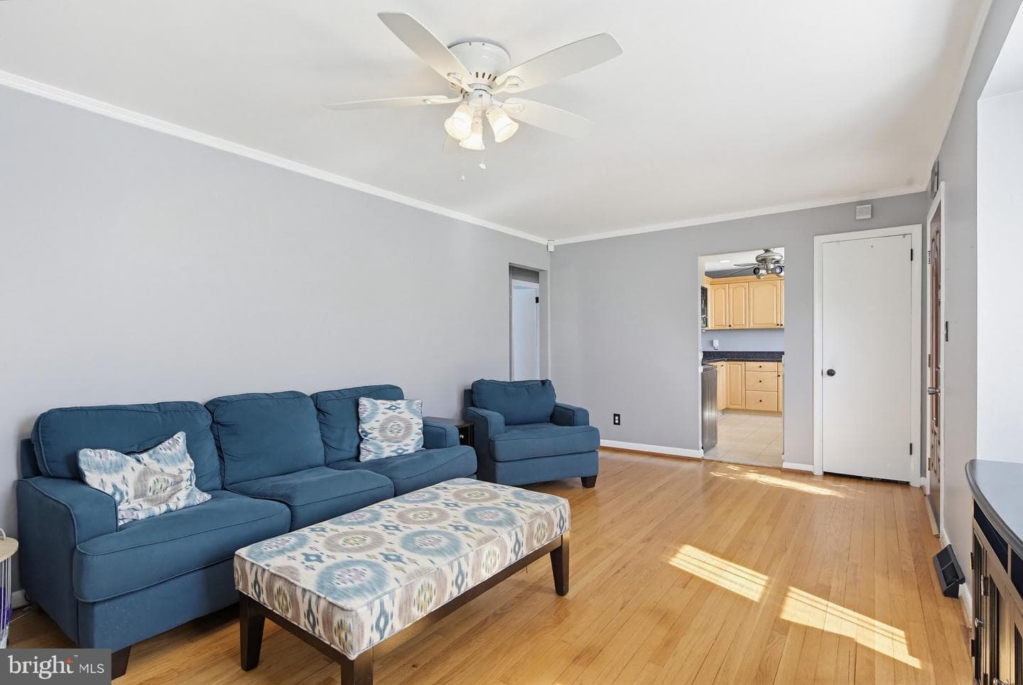 620 Lee Way photo 4