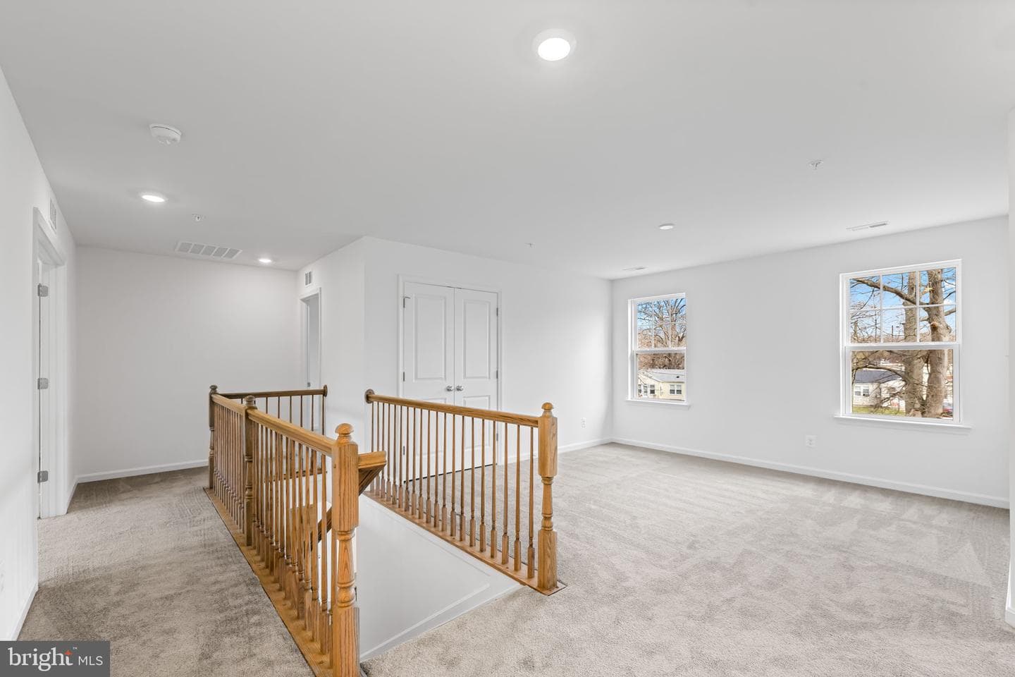 2115 Nuttal Avenue photo 8