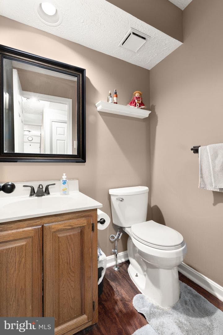 2202 N Tollgate Circle photo 15
