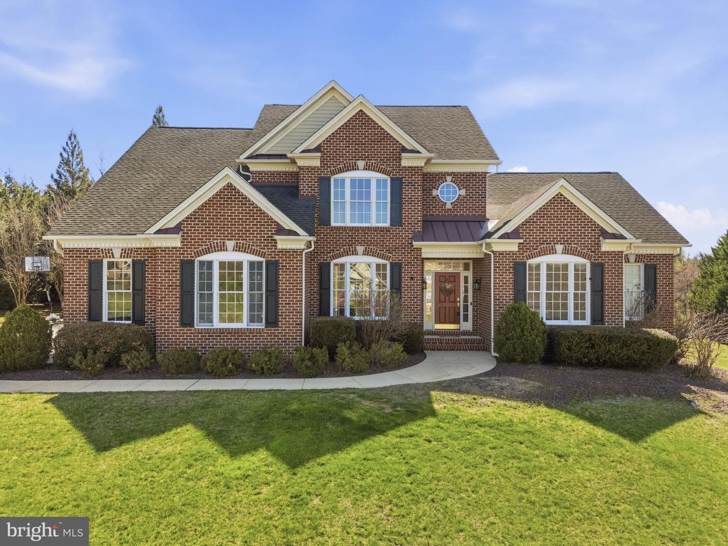 2019 Twin Lakes Drive