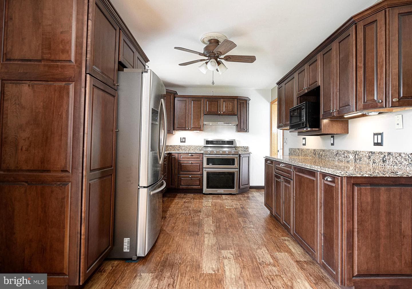405 Harrington Road photo 17