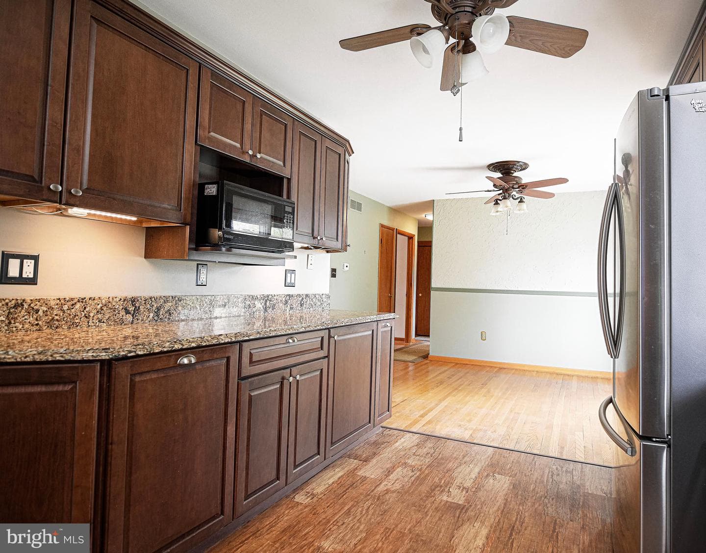 405 Harrington Road photo 20