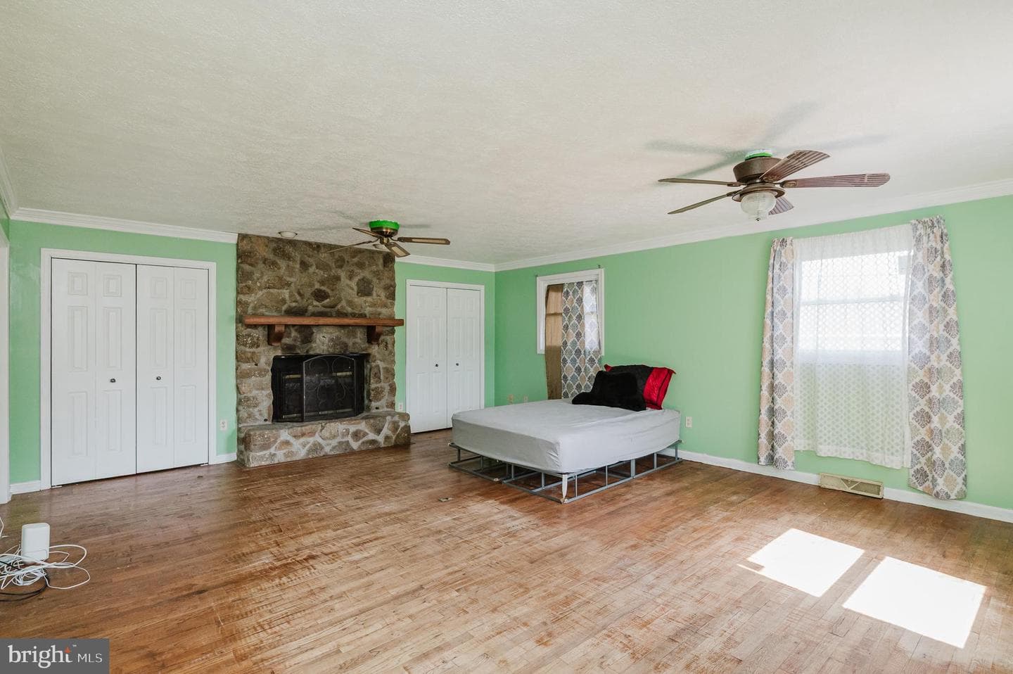 147 Bay Blvd photo 16