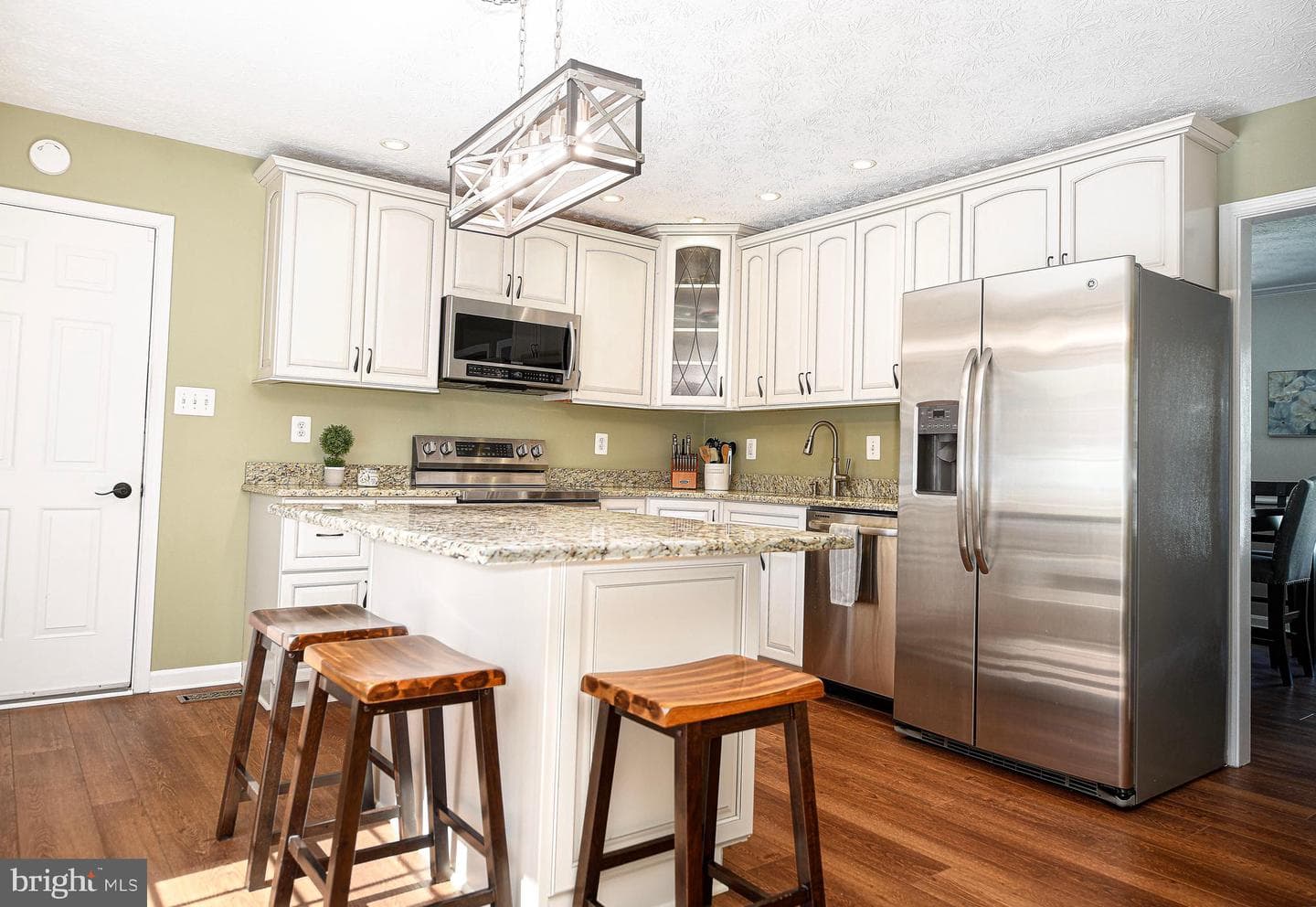 1553 Foxborough Drive photo 11