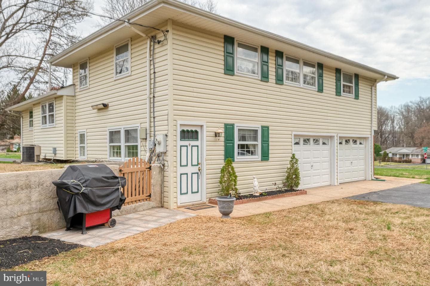 823 Petem Road photo 46